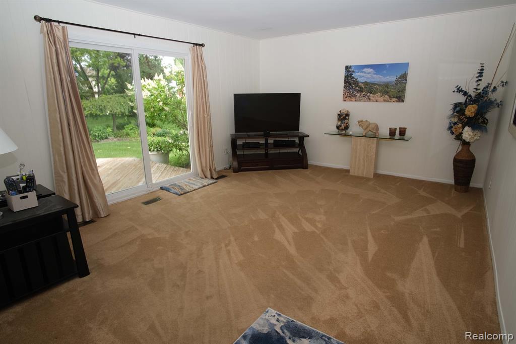 35032 Bunker Hill Drive