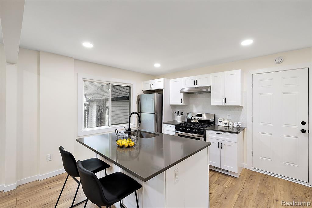 19530 Connecticut Street