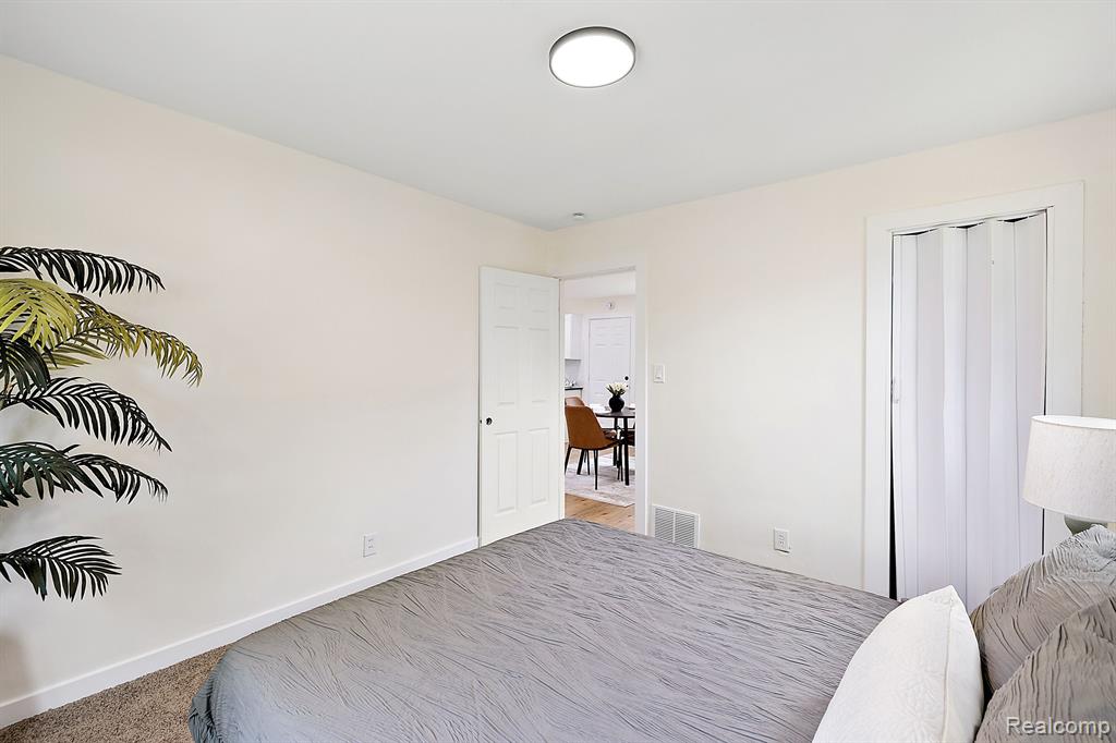 19530 Connecticut Street