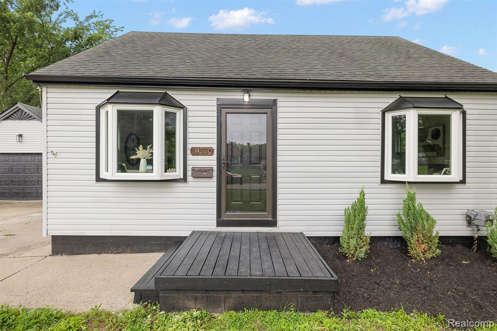 19530 Connecticut Street