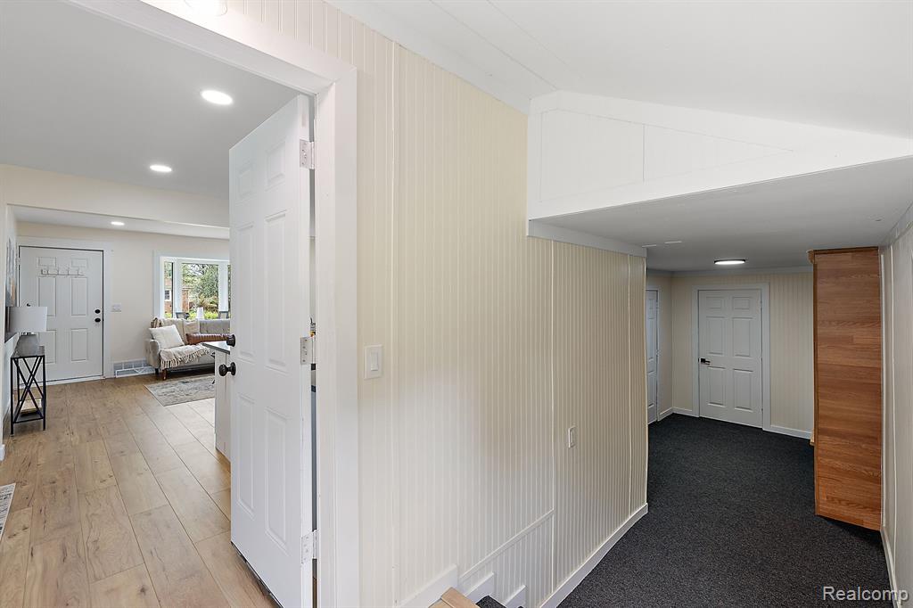 19530 Connecticut Street