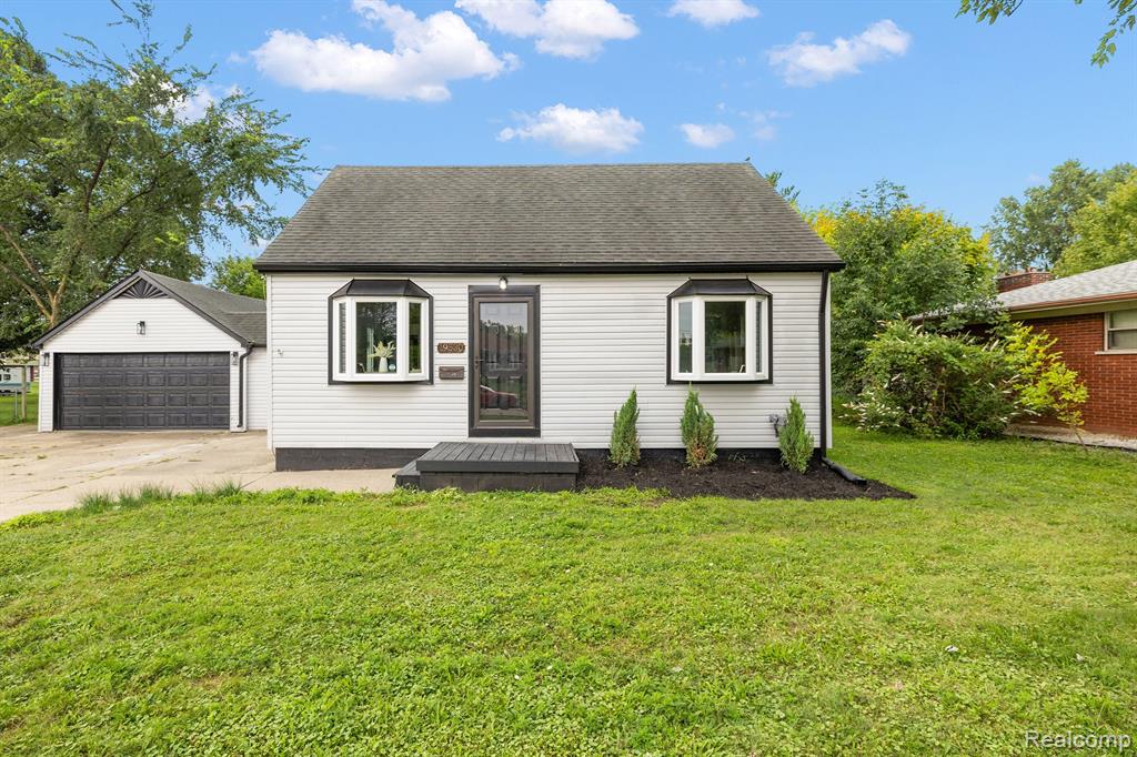 19530 Connecticut Street