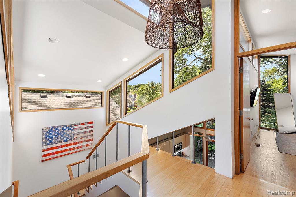 520 S Alexander Avenue