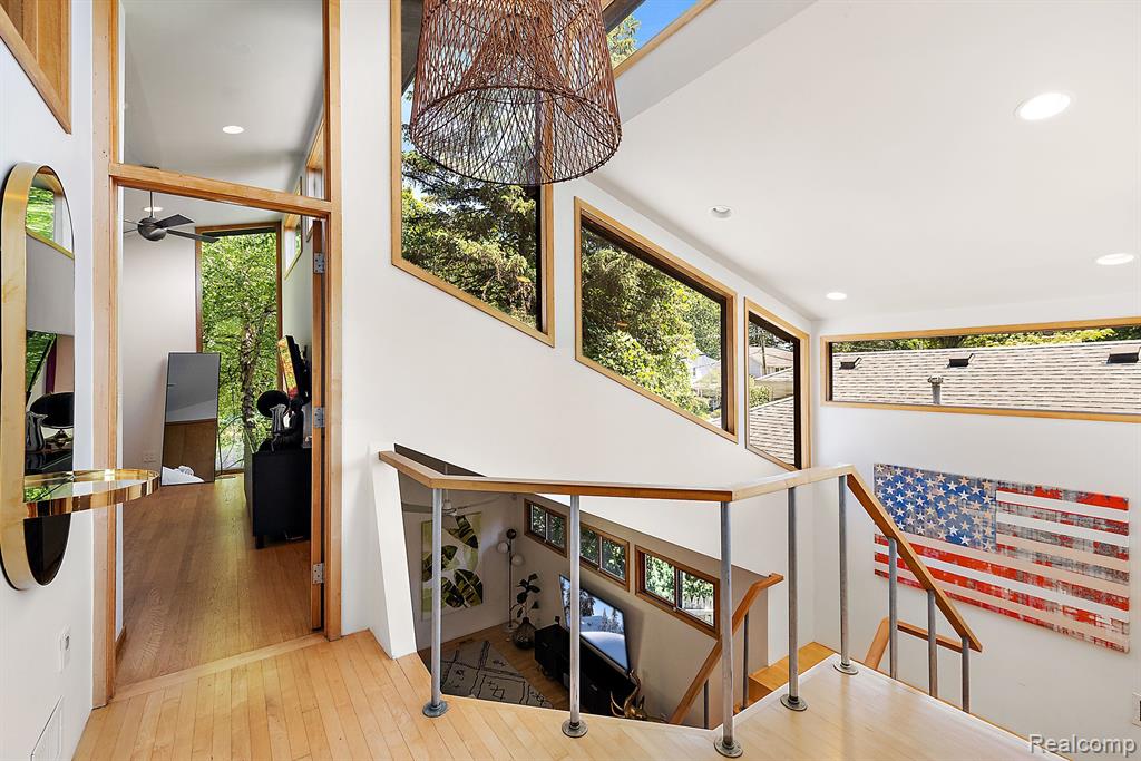 520 S Alexander Avenue