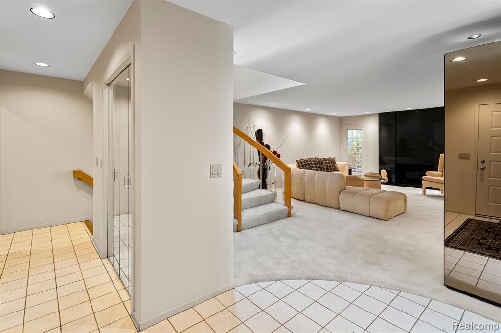 31456 Hunters Circle Drive