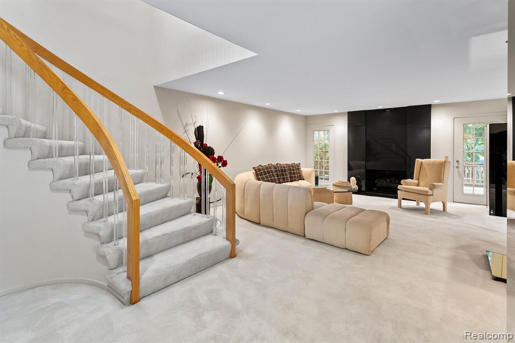 31456 Hunters Circle Drive