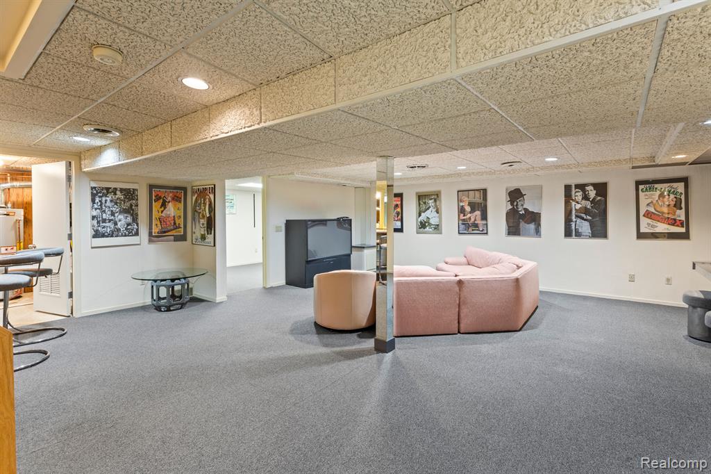 31456 Hunters Circle Drive