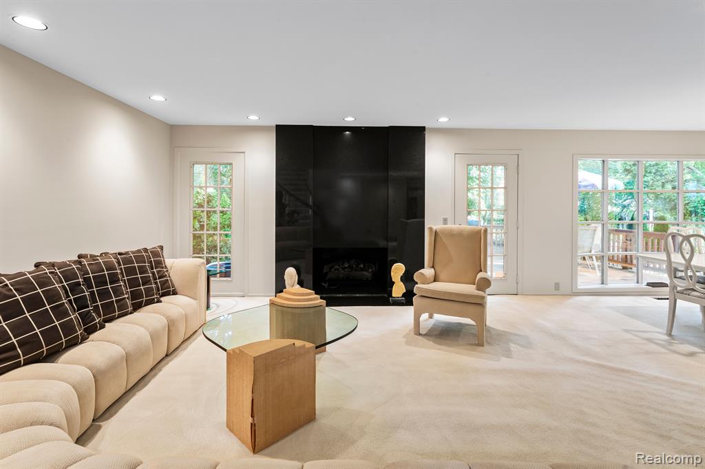 31456 Hunters Circle Drive