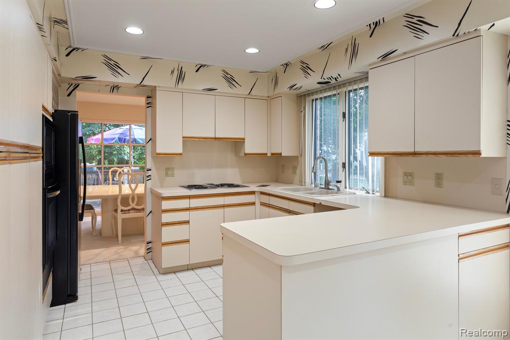 31456 Hunters Circle Drive