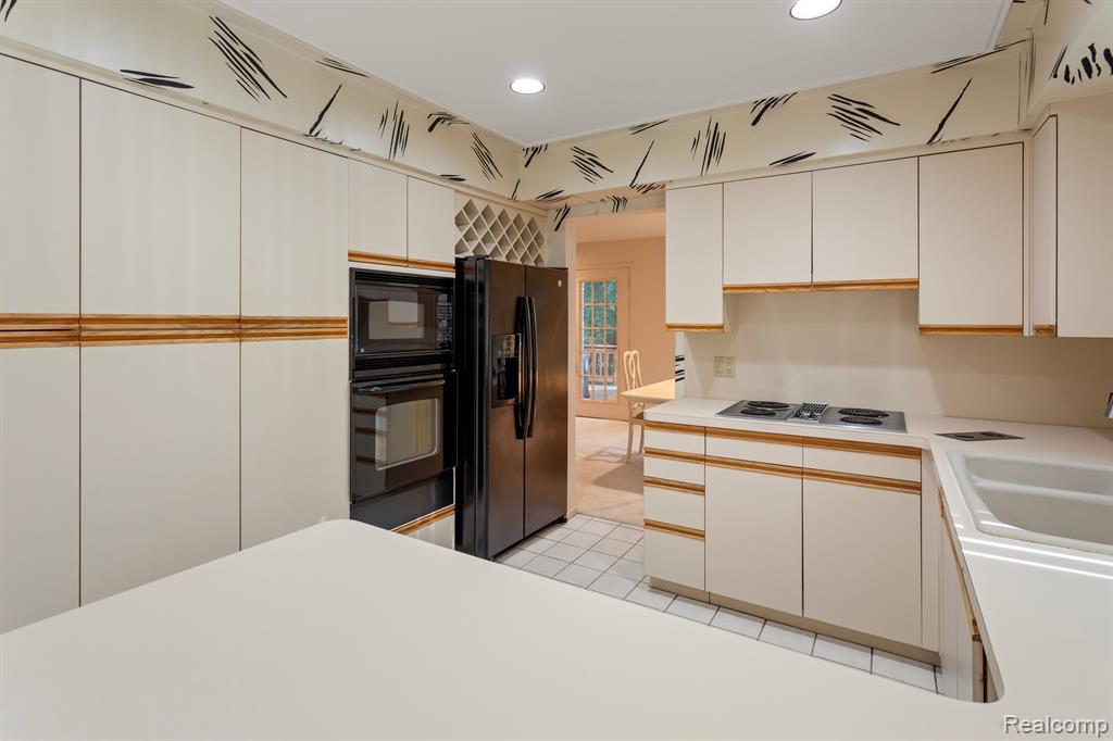 31456 Hunters Circle Drive