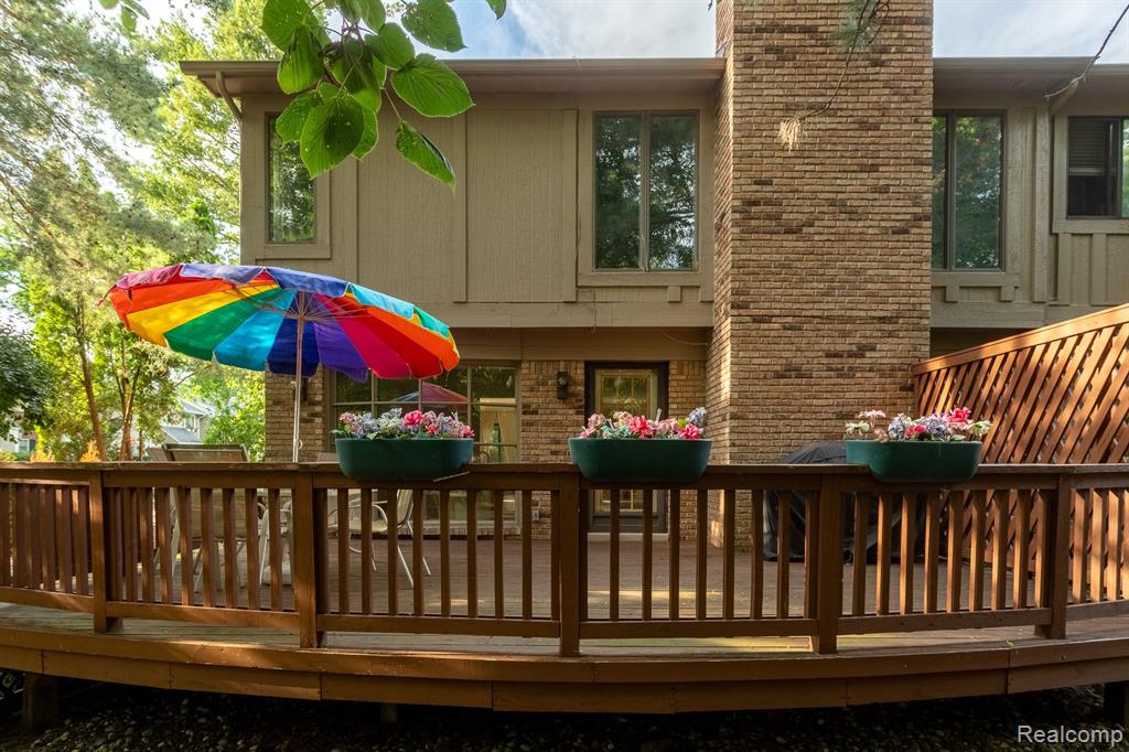 31456 Hunters Circle Drive