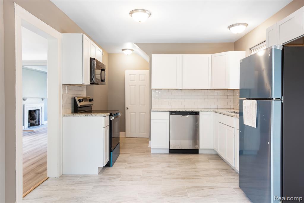 14748 Woodmont Avenue