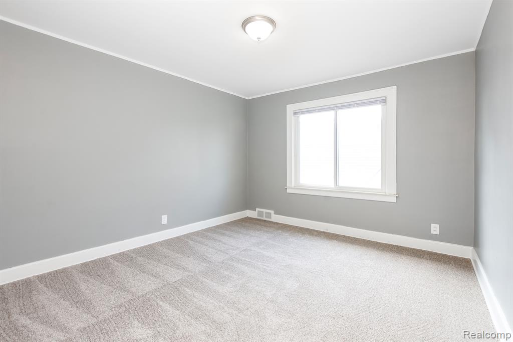 14748 Woodmont Avenue