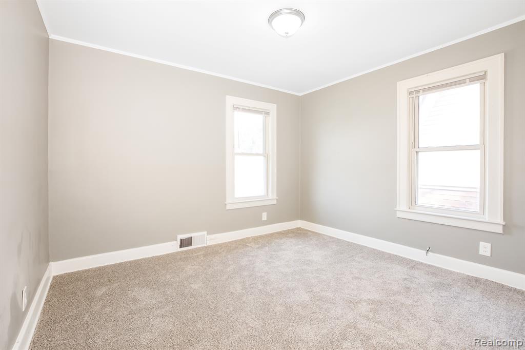 14748 Woodmont Avenue