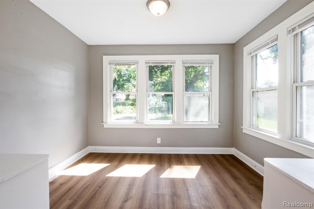 14748 Woodmont Avenue