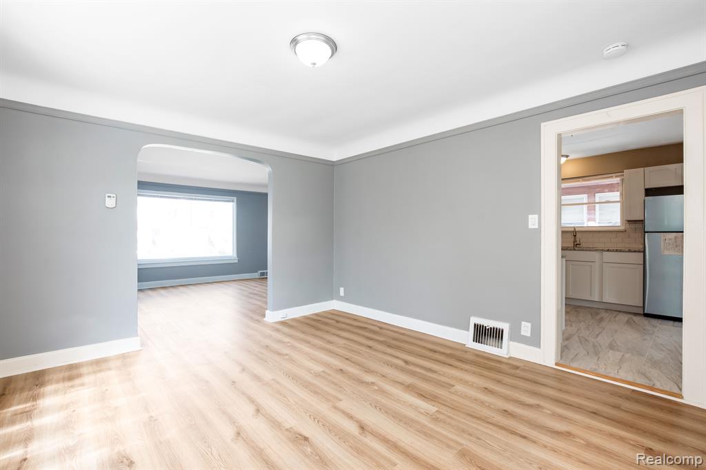 14748 Woodmont Avenue