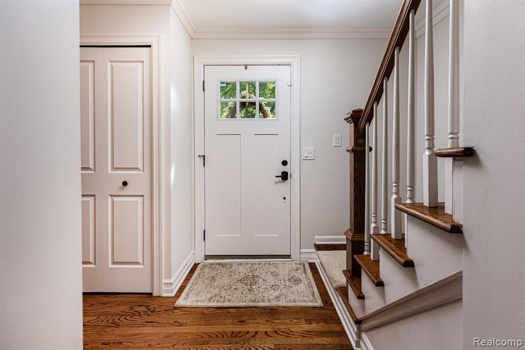 5398 Van Ness Drive