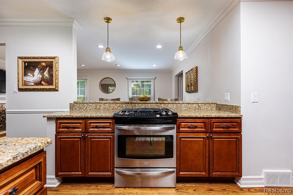 5398 Van Ness Drive