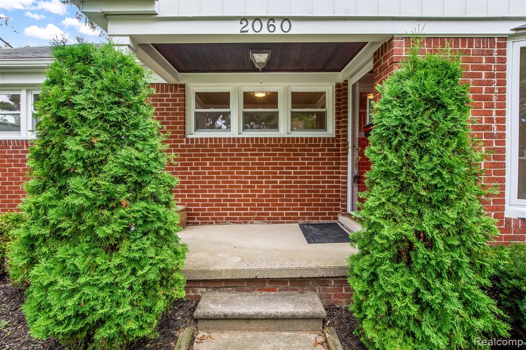 2060 Allard Avenue
