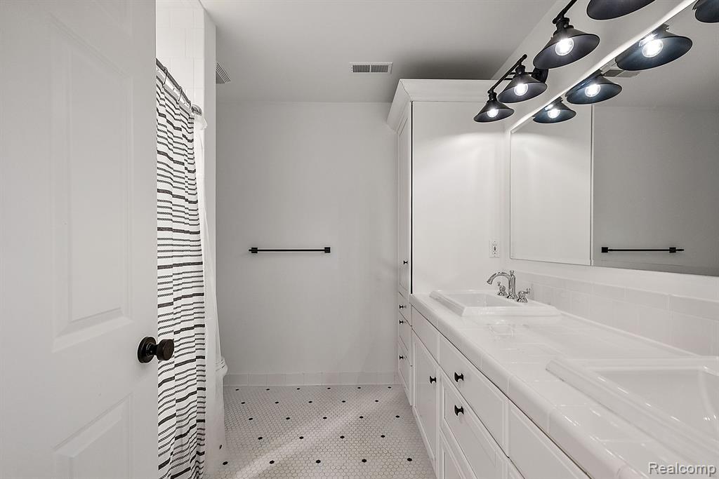 1508 Maryland Boulevard