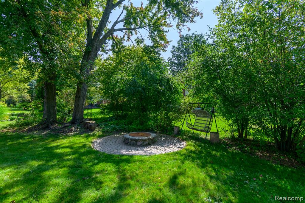 6223 Silverstone Drive