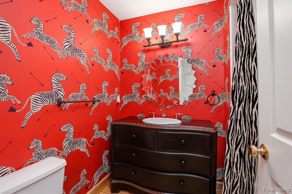 5889 Dawn Ridge Drive