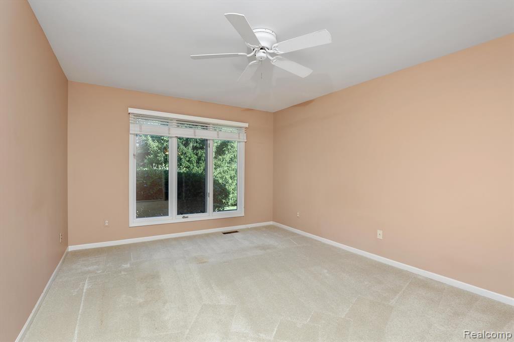 5889 Dawn Ridge Drive