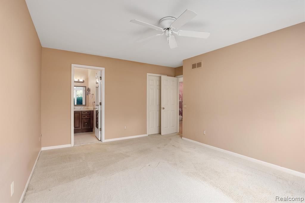 5889 Dawn Ridge Drive