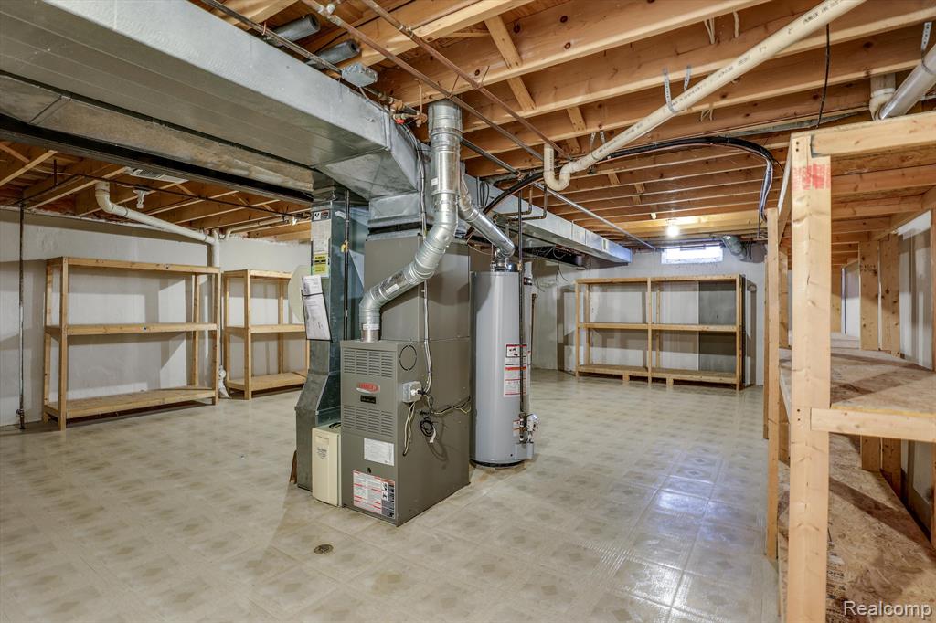 5889 Dawn Ridge Drive