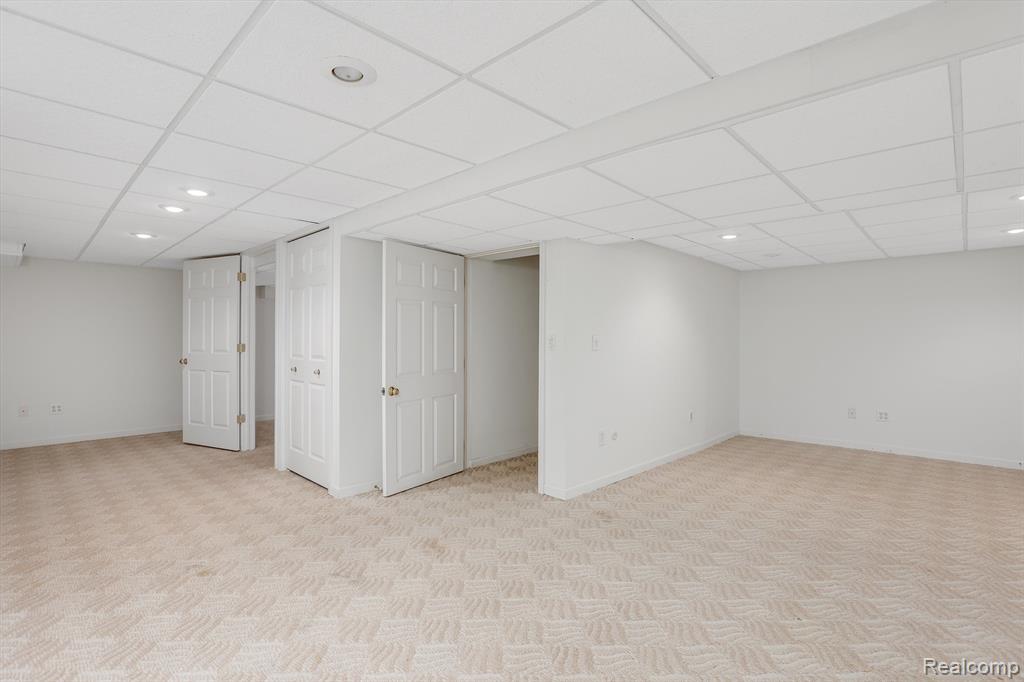 5889 Dawn Ridge Drive