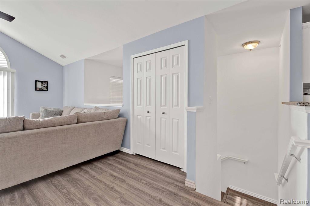 7869 Ambassador Drive