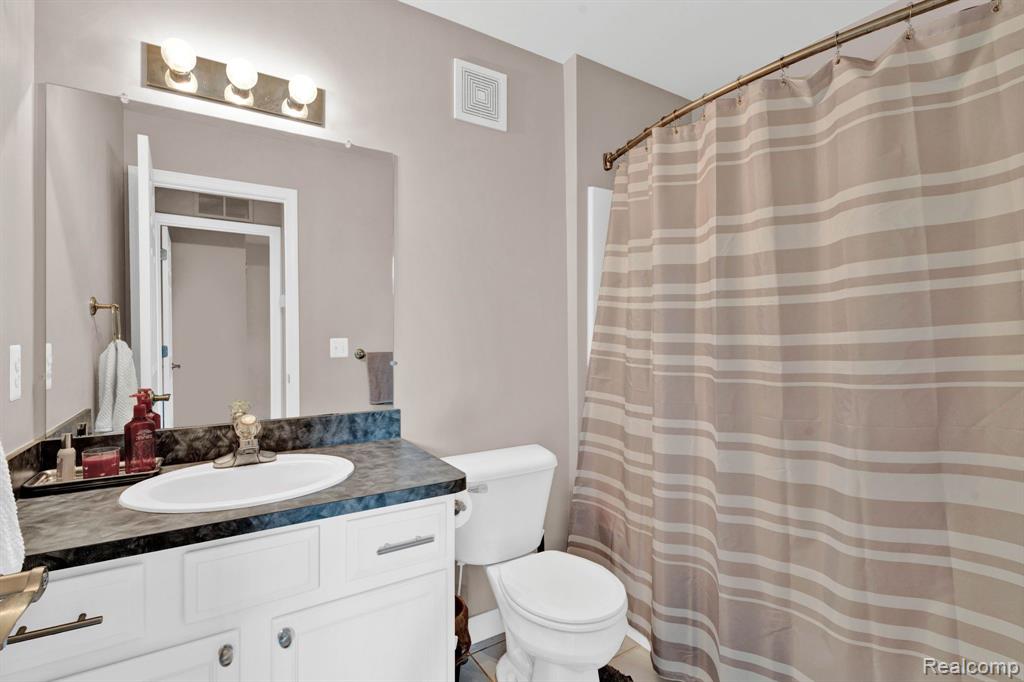 7869 Ambassador Drive