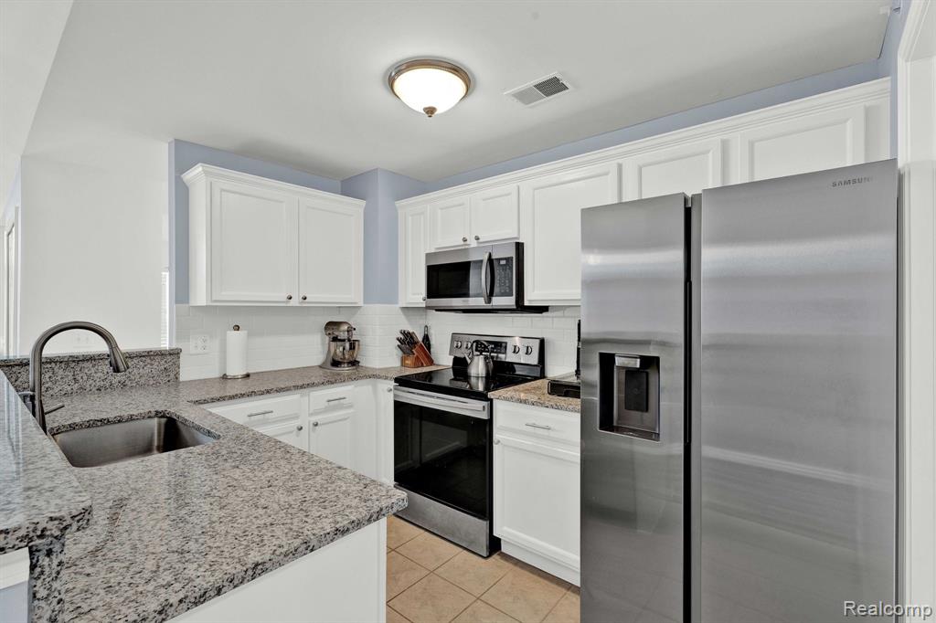 7869 Ambassador Drive