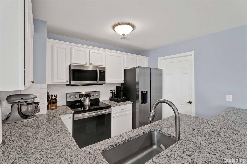 7869 Ambassador Drive