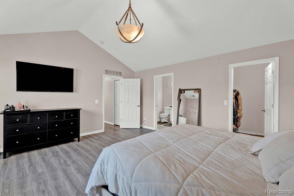 7869 Ambassador Drive