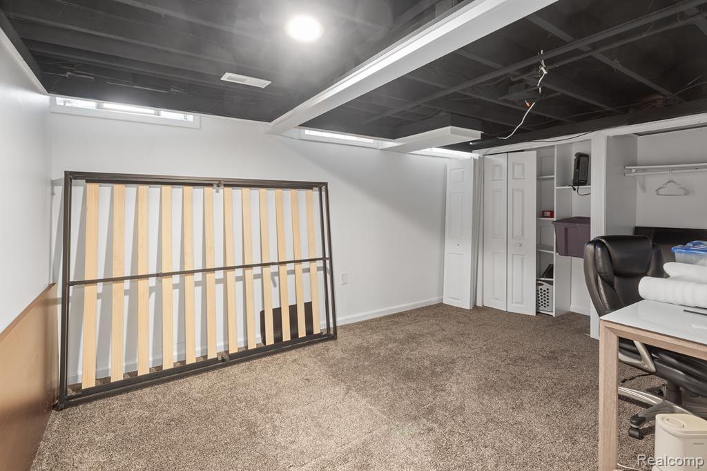 6658 Carriage Hills Drive