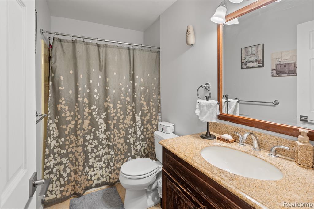 6658 Carriage Hills Drive