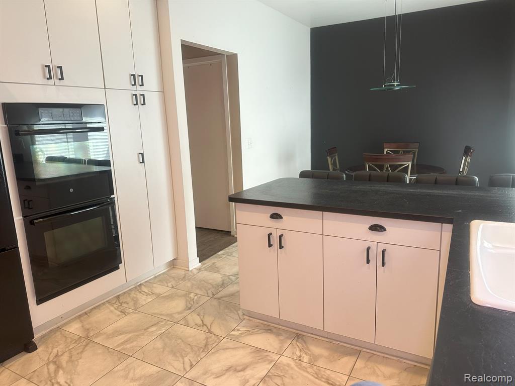 30725 Sandalwood Circle