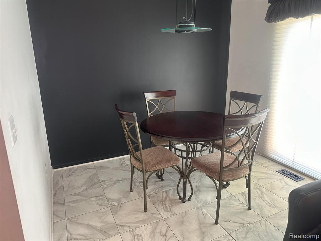 30725 Sandalwood Circle