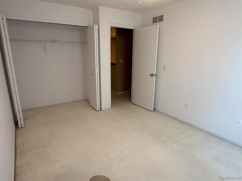 30725 Sandalwood Circle