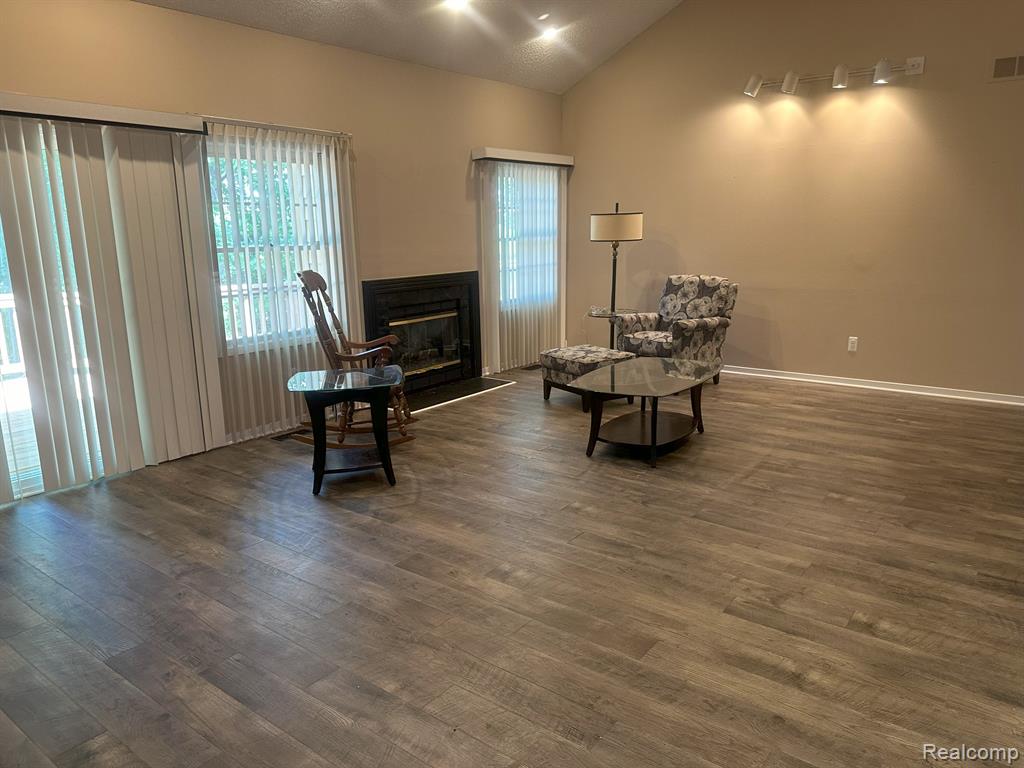 30725 Sandalwood Circle