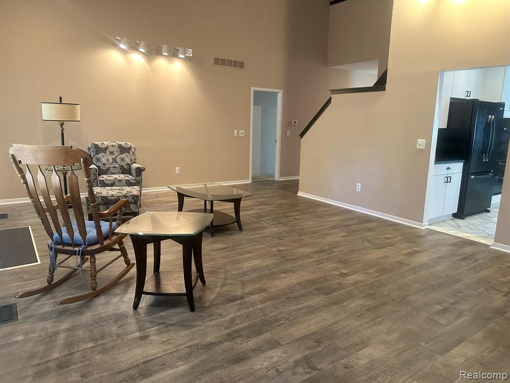 30725 Sandalwood Circle