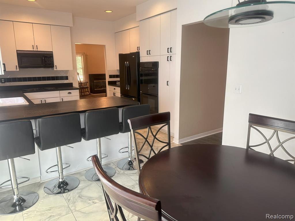 30725 Sandalwood Circle