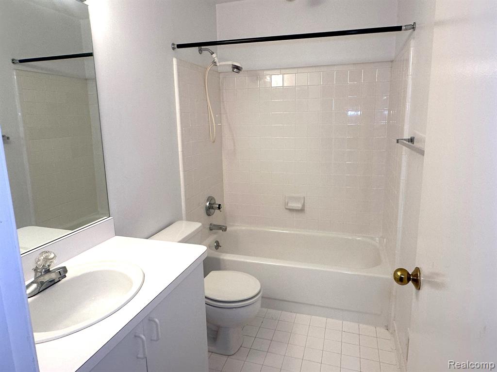 30725 Sandalwood Circle