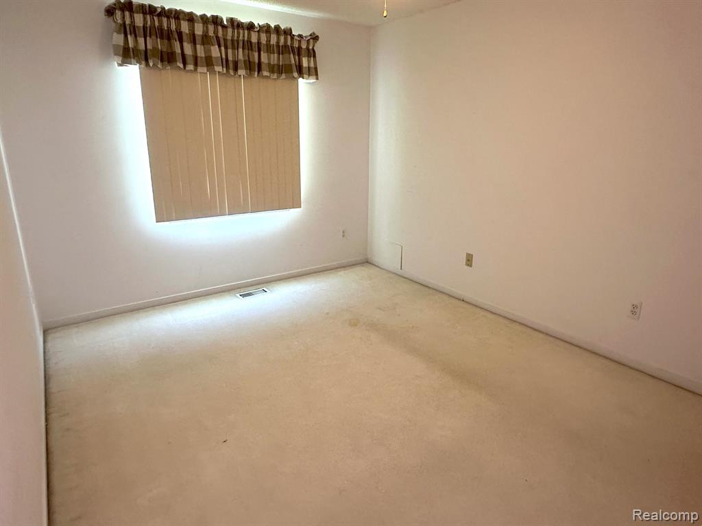 30725 Sandalwood Circle