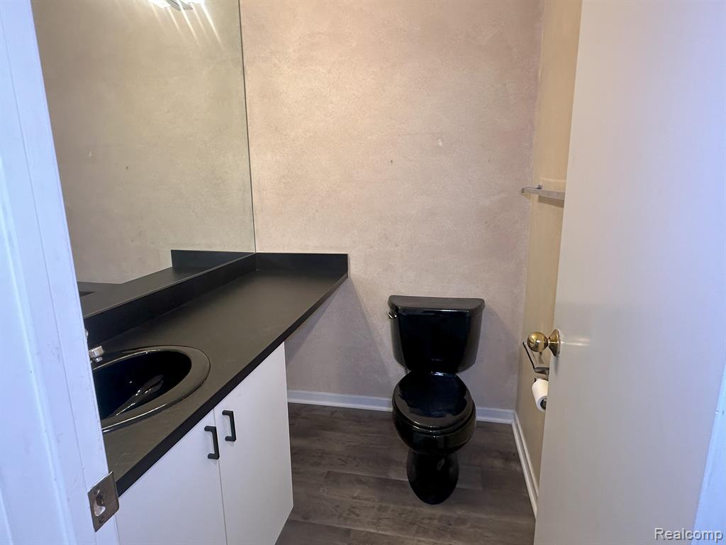 30725 Sandalwood Circle