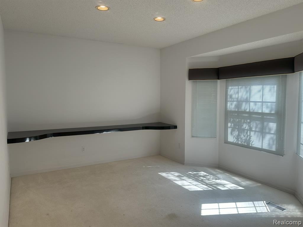 30725 Sandalwood Circle