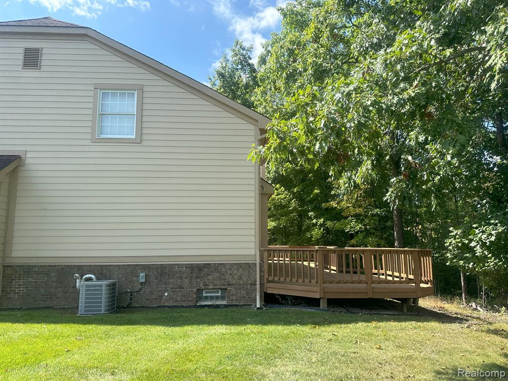 30725 Sandalwood Circle