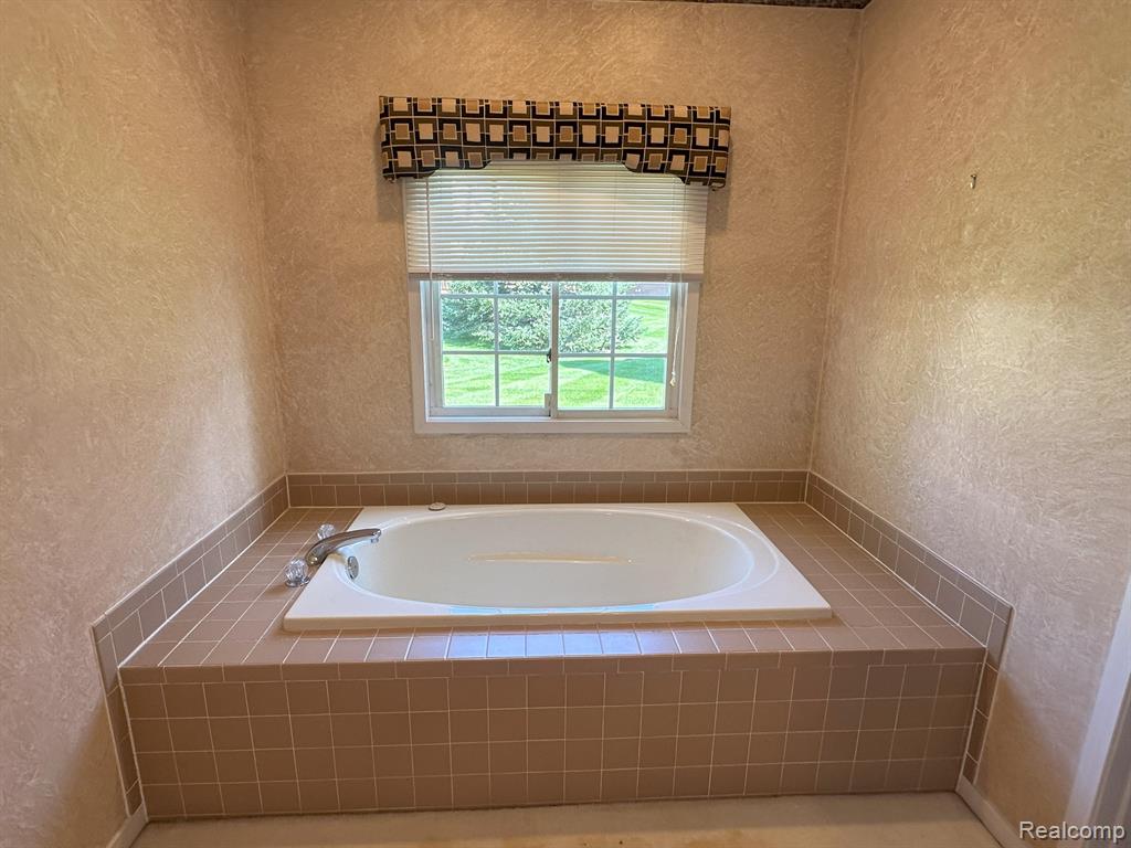 30725 Sandalwood Circle