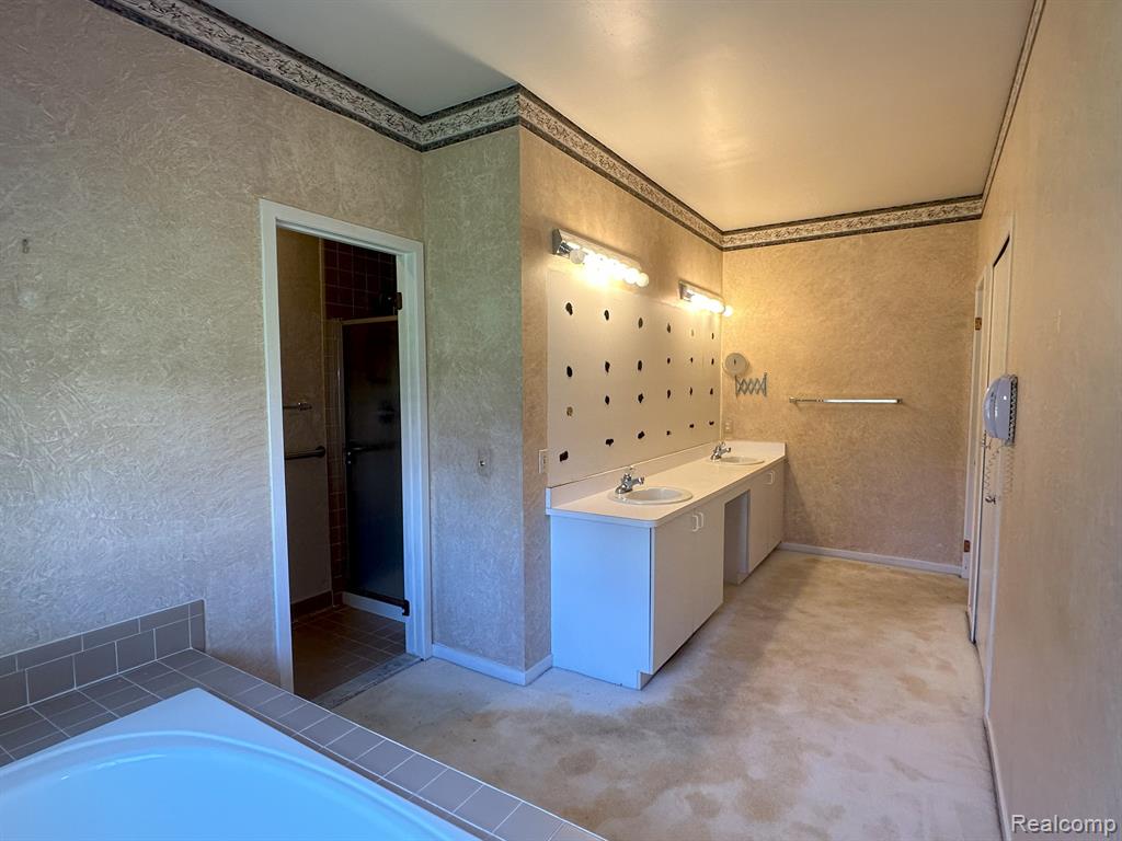 30725 Sandalwood Circle